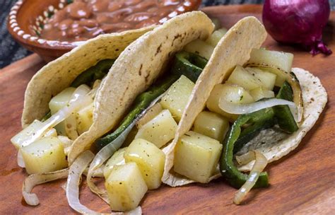 Receta De Quesadillas De Rajas Poblanas Cocina M A Los Mejores