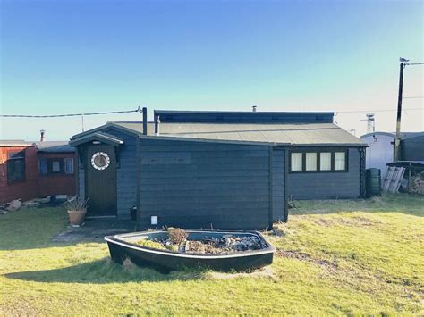 Must Visit Dungeness Desert The Most Unusual Coastal Town In Kent