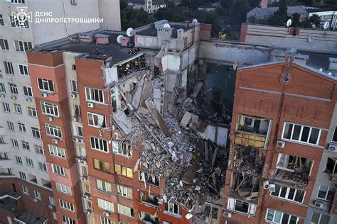 Al Menos Once Muertos En Varios Ataques Rusos En Zaporiyia Y Donetsk