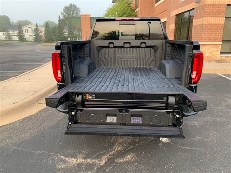 Here Are The Nine Big Advantages Of The Carbonpro Box In The 2019 Gmc Sierra Gm Authority