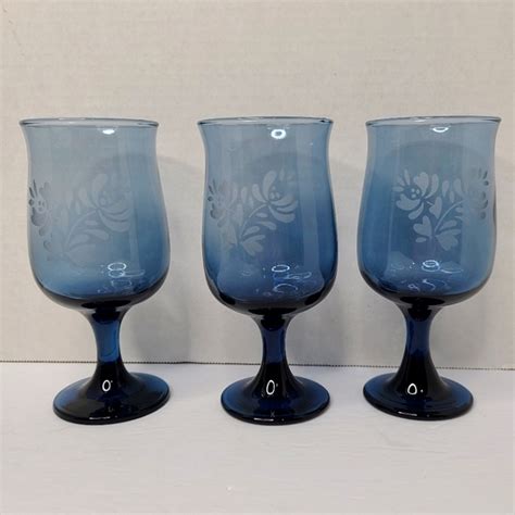 Pfaltzgraff Dining Vintage Pfaltzgraff Yorktowne Blue Glass Goblets