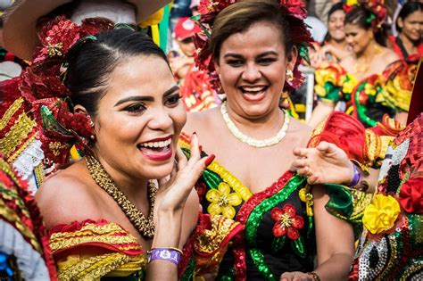 Tradiciones Coloridas Culturas De Colombia Sjr Colombia