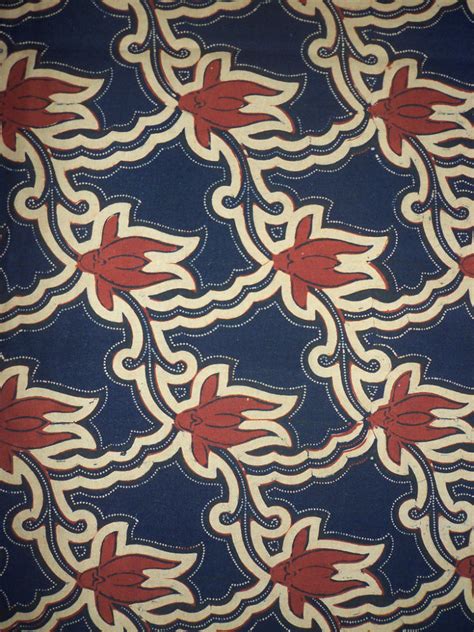 Makna Motif Batik Bunga Cengkeh Fiona Randall