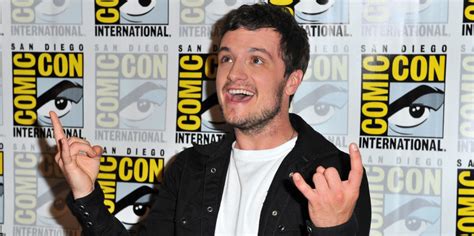 Josh Hutcherson awkwardly listens to fan personally singing the Whistle ...