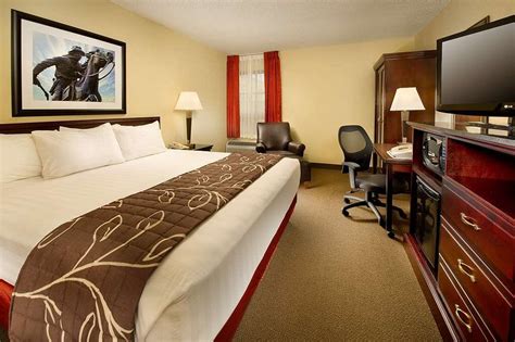 Drury Inn And Suites St Joseph 121 ̶1̶7̶2̶ Updated 2023 Prices