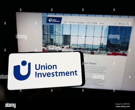 Union Investment Logo Hi Res Stock Photography And Images Alamy