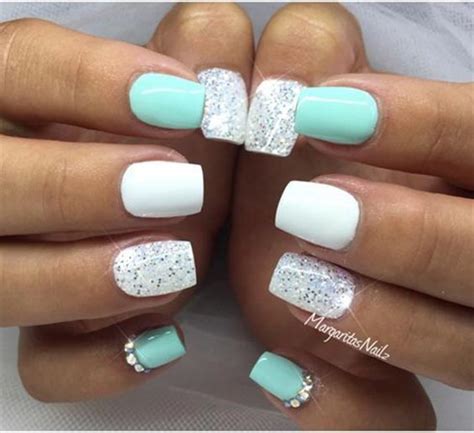 35 Easy Glitter Nail Art Ideas You Will Love To Try