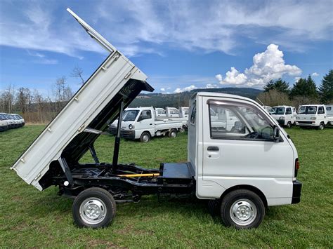 Northwest Mini Trucks Used White Mitsubishi Minicab Soft Dump