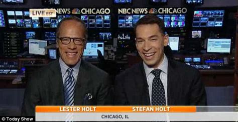 Thanksgiving 2012 Nbcs Lester Holt Anchors Newscast With Son Stefan