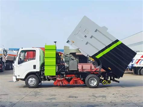 Isuzu Liters Vacuum Road Sweeper Cleaning Truck With Water Tank