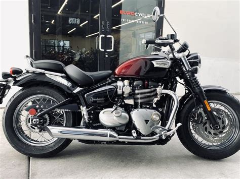 Triumph Bonneville Speedmaster Stealth Edition Ride Eurocycle