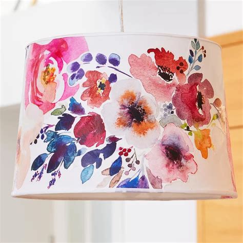 Creative Ways To Reinvent A Lampshade Diy Lamp Shade Floral