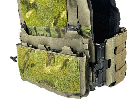 Vengeance Multicam Tropic Plate Carrier