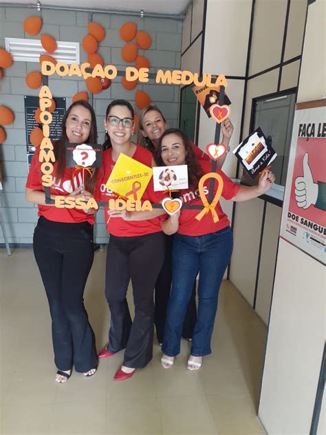 Funcionários do Santander vão ao Hemocentro doar sangue em campanha