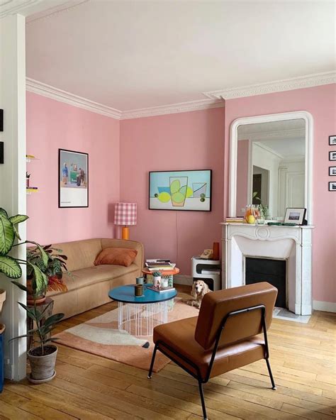 Nancy S Blushes No Estate Emulsion Ceilings Mouldings