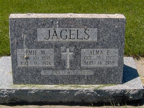 Alma E Roesler Jagels 1902 1988 Mémorial Find a Grave