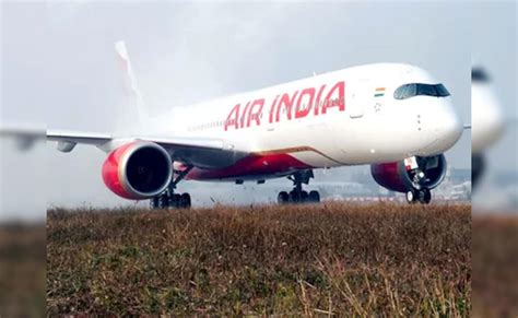 300 कर्मचाऱ्यांनी का रोखलं Air India Express चं उड्डाण 10 मुद्यांमध्ये