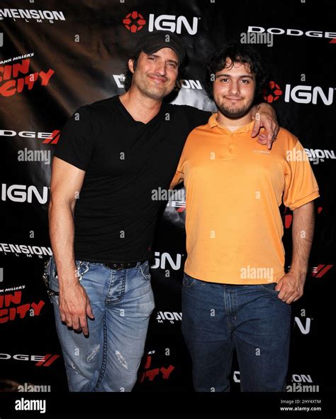robert rodriguez  son attends  sin city  dame  kill