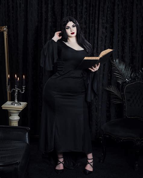 My Morticia Addams Cosplay🖤 R Cosplaygirls