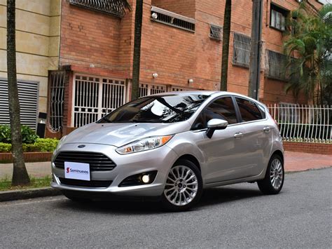 Ford Fiesta Hatchback Titanium Automático 2016 Seminuevos Certificados