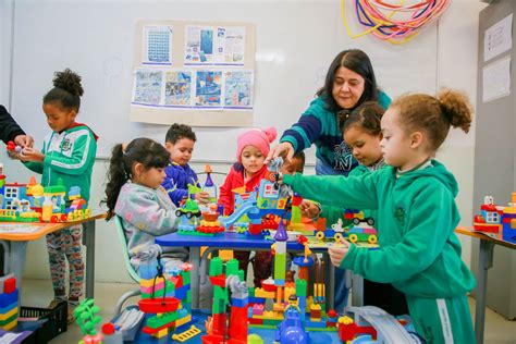 Cemei Yolanda De Sá Battiston Jardim Munhoz Junior - CEMEI Yolanda de Sá Battiston é premiada com kits da LEGO Education