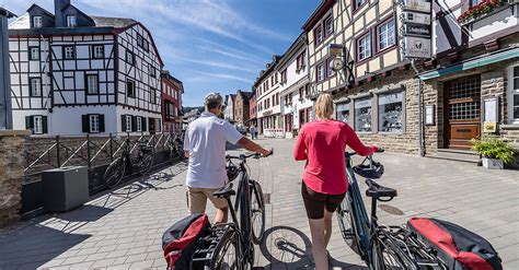 EifelRadSchleife 2 Bad Münstereifeler Panorama BERGFEX Radfahren