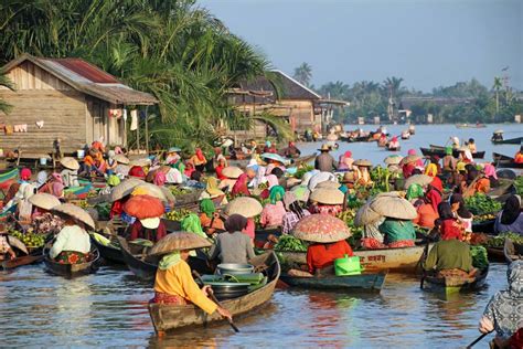 Kalimantan Borneo Attractions Indonesia