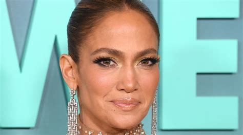 Jennifer Lopez Celebrates 54th Birthday In Spicy Instagram Snap Silifestyle