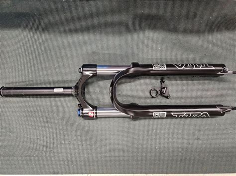 Rock Shox Tora 26 Zoll 100mm | Kaufen auf Ricardo
