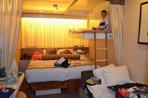 Volendam Stateroom 2664