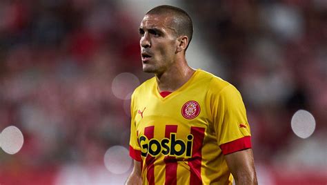 Oficial El Bar A Confirma A Oriol Romeu Como Cuarto Fichaje De La