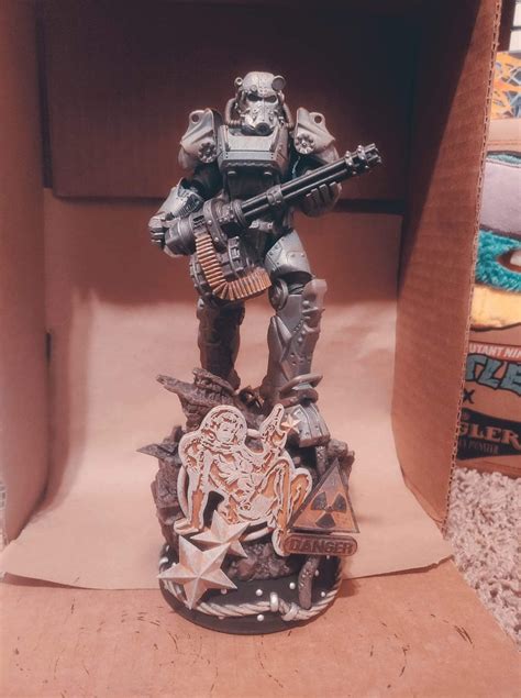 Fallout 4 T 60 Power Armor Statue Etsy