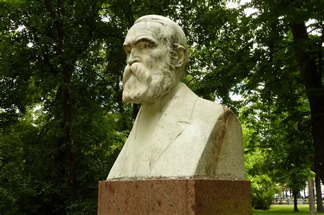 Vladimir Rosulescu Geografie VIENA MONUMENTE PE RINGSTRASSE