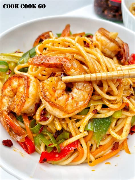 Spicy Shrimp Chow Mein Noodles - COOK COOK GO