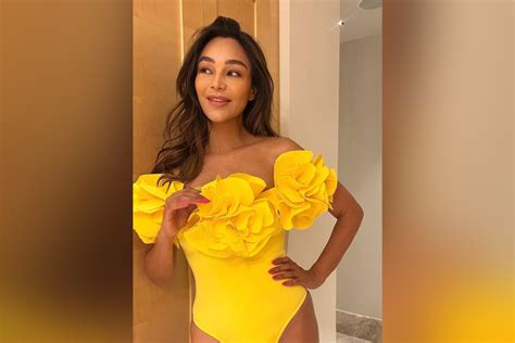 Verona Pooth posiert im sexy Badeanzug und lässt Fans ausrasten