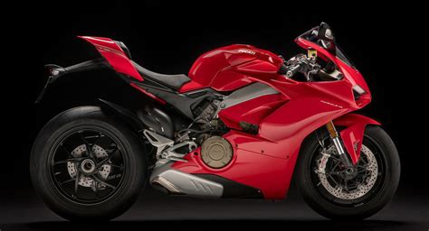 Ducatis Stunning New Panigale V Flagship Supersport Bike W Video