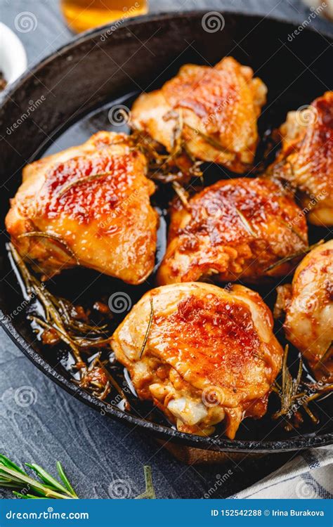 Our Most Shared Chicken Thighs Cast Iron Skillet Ever Easy Recipes To