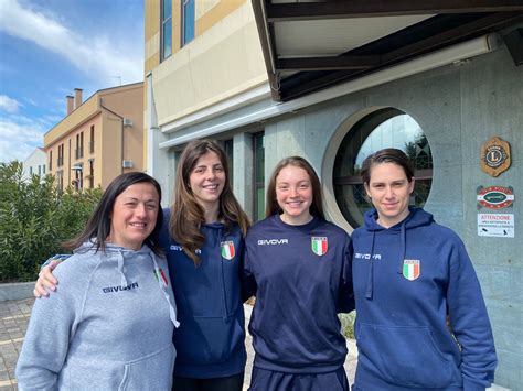 La Jomi Salerno Si Tinge Dazzurro HandballTime Lo Spettacolo Della