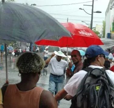 Meteorolog A Pronostica Lluvias D Biles Y Pasajeras