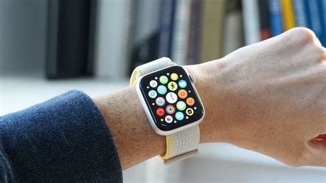 Apple Watch SE 2 review: All the essentials for less | LaptrinhX / News