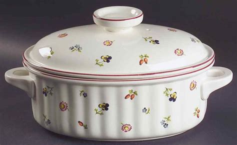 Petite Fleur Quart Oval Covered Casserole By Villeroy Boch