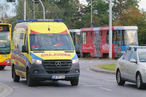 P Miliona Z Otych Dla Letniej Nauczycielki Potr Conej Na Pasach