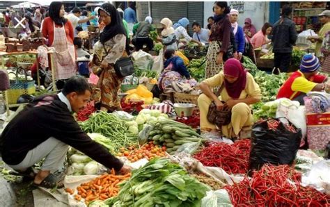 5 Keuntungan Yang Kamu Dapatkan Saat Berbelanja Di Pasar Tradisional