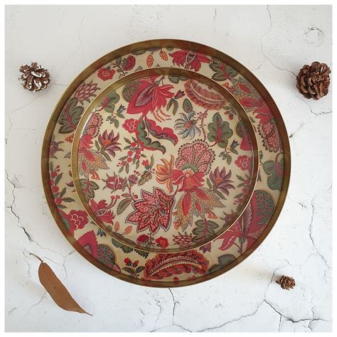 Buy Metal Platter And Tray Round Set Of 2 Kalamkari Online At Rs