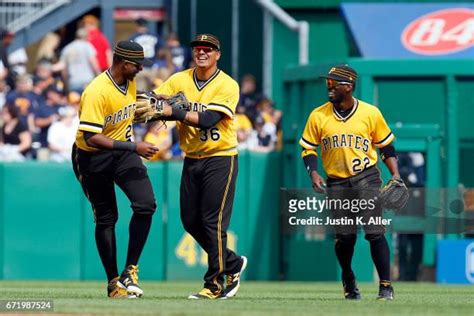 924 Andrew Mccutchen Yankees Photos And High Res Pictures Getty Images