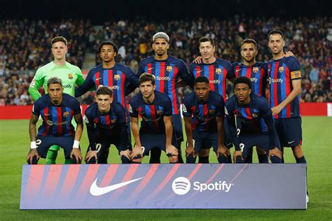 Pourquoi Le Fc Barcelone Joue Au Club America Dallas La Mi Saison