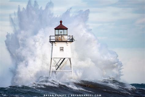 Lighthouse and Waves ⋆ Bryan Hansel Photography