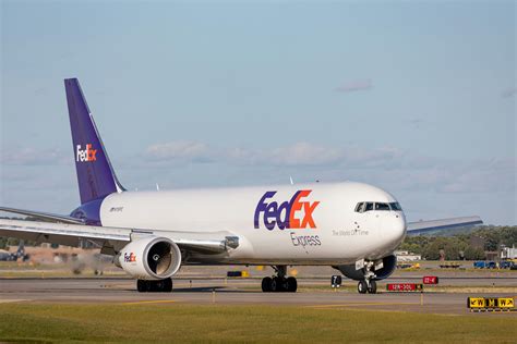 FedEx plans to cut 671 out of 1,700 jobs at Liege airport - Travel Tomorrow
