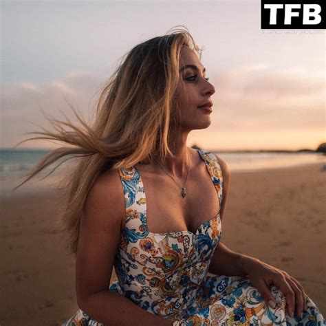 Sophia Floersch Nude Photos Videos 2026 TheFappening