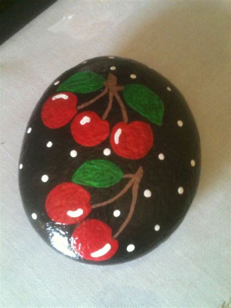 40 Awesome Diy Painted Rocks Fruits Ideas 11 Doityourzelf